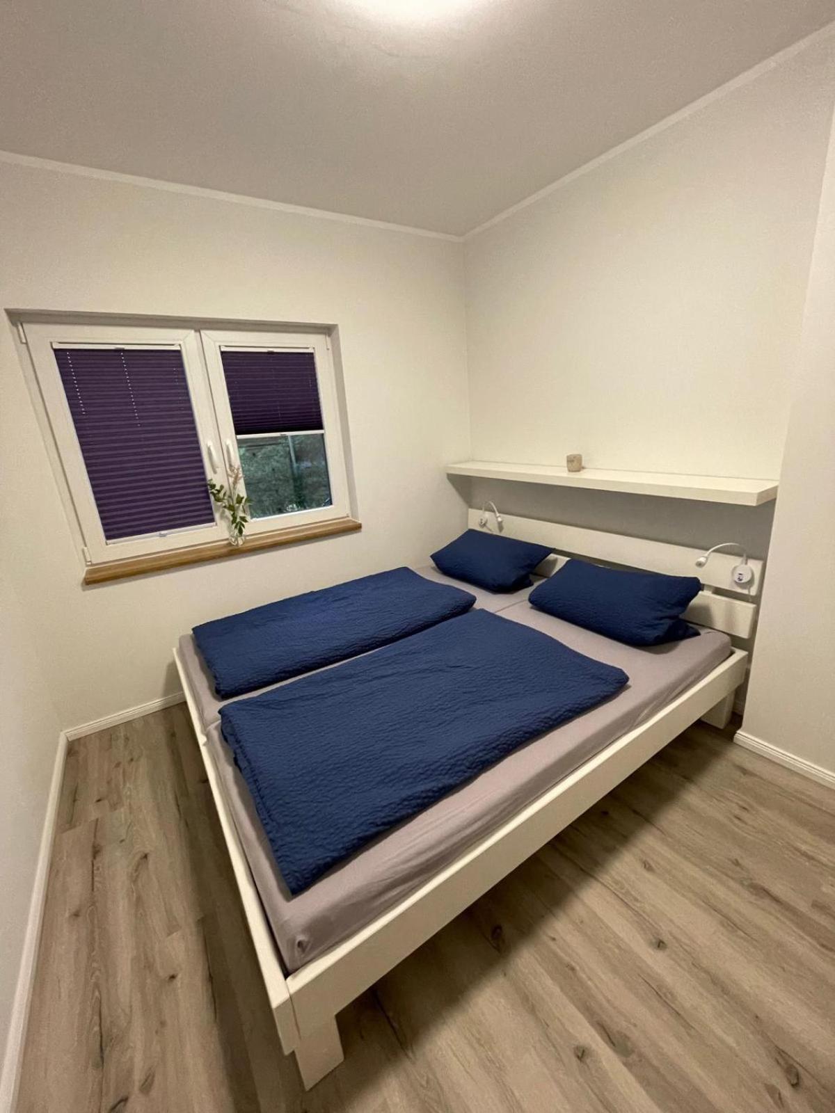 Kleine Freiheit Apartment Juebek Bagian luar foto
